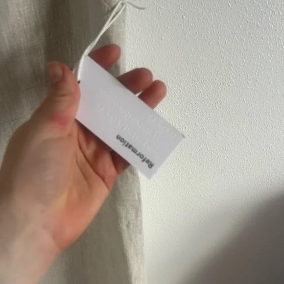 NWT Reformation Danna Linen Dress in Oatmeal, size medium - Picture 6 of 6